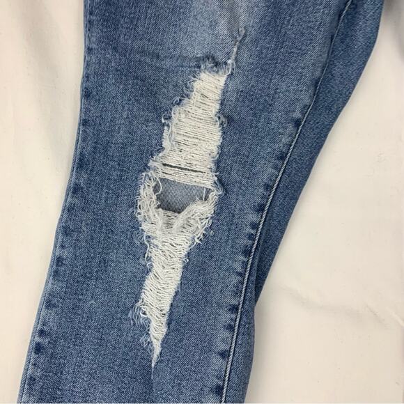 Judy Blue women's size 16 W relaxed fit distressed denim jeans - Picture 6 of 13